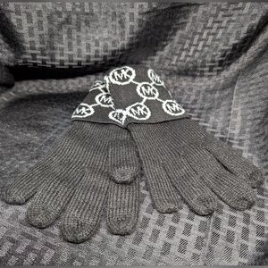 Black Michael Kors Argyle MK Logo Gloves.
